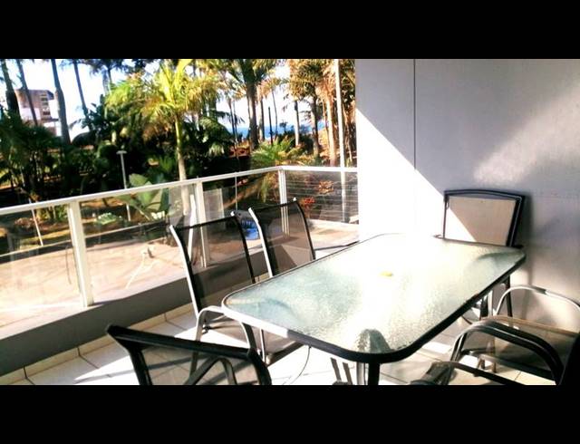 3 BEDROOM APARTMENT FOR SALE IN MARGATE BEACH